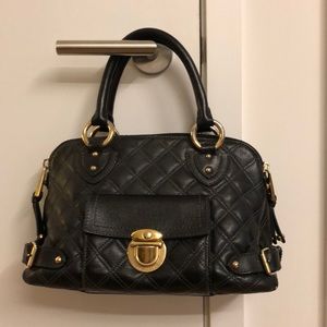 Marc Jacobs black leather quilted purse